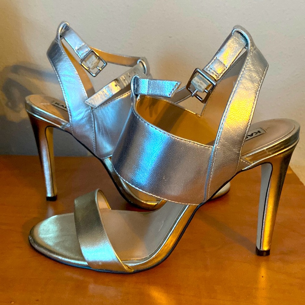 Karl Lagerfeld- Silver 3” heels